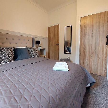 Appartement Modern & Bright, G/F, 1Br Apt. Real Hidden Gem à Hamilton Extérieur photo